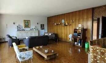 Imagem 2: Casa com terreno espetacular
