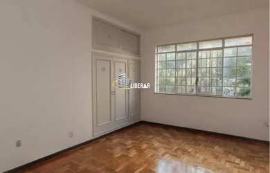 Imagem 7: Casa para aluguel, 3 quartos, 2 suítes, 1 vaga, Santo Antônio - Belo Horizonte/MG