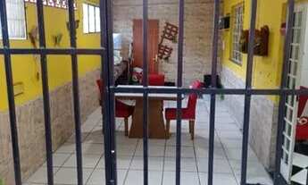 Imagem 2: Casa grande com quintal e terraço (Nova Iguaçu / Carmari