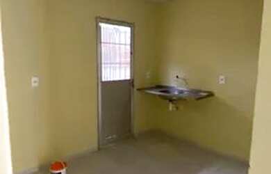 Imagem 4: Aluga-se uma casa 500,00