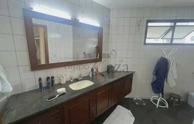 Imagem 7: Apartamento para aluguel tem 180 metros quadrados com 4 quartos