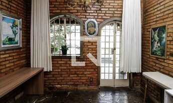 Imagem: Casa à Venda - Cachoeirinha, 3 Quartos