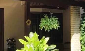 Imagem 3: Casa para venda possui 330 metros quadrados com 5 quartos