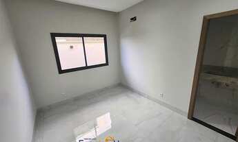 Imagem 4: Casa de condomínio térrea para venda possui 260 metros quadrados com 4 quartos