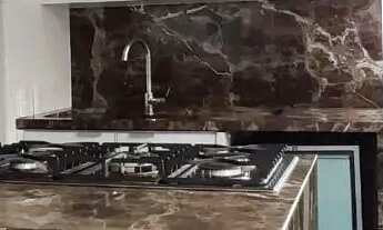 Imagem 2: Beira-mar Norte - 222m2, 3 suítes, 3 vagas, vista livre e mar consolidada