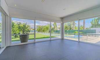 Imagem 7: Casa semimobiliada em condomínio de alto padrão para venda e locação no bairro Belém Novo!