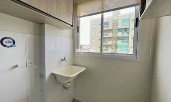 Imagem 5: Apartamento com sacada, 2 quartos planejados com ar-condicionado já instalado e em ótima l