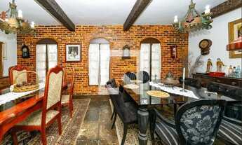 Imagem 6: Casa à Venda - Vila Paris, 5 Quartos, 316 m2