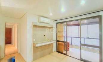 Imagem: Vende ou aluga no bairro Menino Deus, com