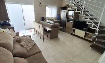 Imagem 2: Sobrado mobiliado pronto para morar em Balneário Piçarras