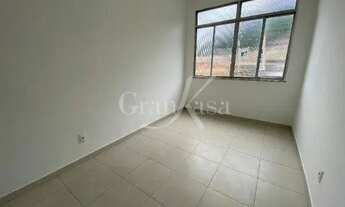 Imagem 2: Quarto e sala com vaga