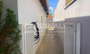 Imagem 5: Linda casa, localizada no bairro Vila Xavier