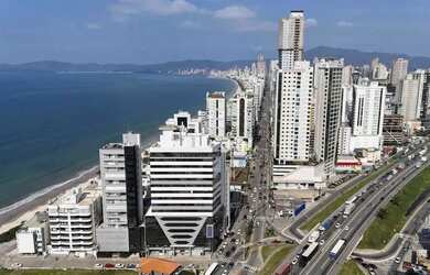 Imagem 5: Sala comercial frente mar e mobiliada com 38,50m² e 1 vaga em Meia Praia -Itapema/SC