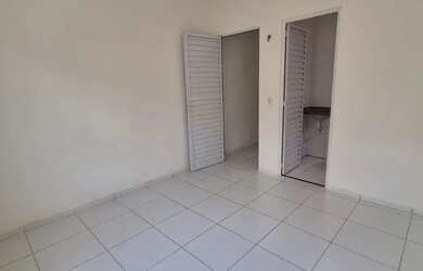 Imagem 3: CHANCE ÚNICA: Casa pronta para morar na Rua das Abelhas Confira!