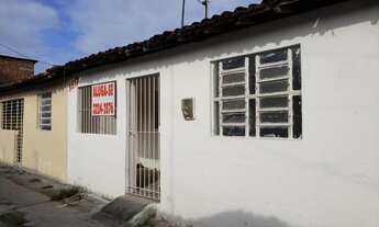 Imagem 3: Casas em Prazeres na Vila Mário Gouveia em frente ao Metrô de Prazeres