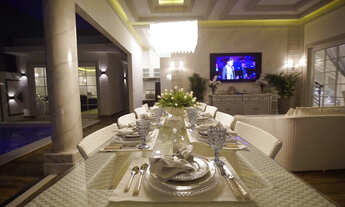 Imagem 2: Mansão Cinematográfica - 490m² - 5 suítes - Mobiliada e Decorada