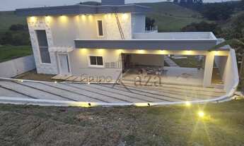 Imagem: Casa Condomínio - Condomínio Residencial