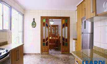 Imagem 6: CASA ASSOBRADADA - MOEMA PÁSSAROS - SP