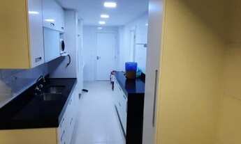 Imagem 7: Apartamento amplo linear, 4 quartos, 4 suítes, varanda gourmet, 3 vagas cobertas - Cidade