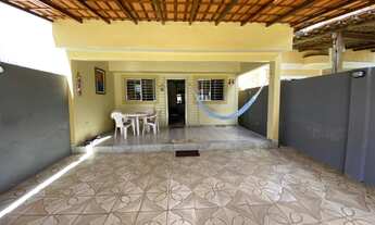 Imagem: CM) CASA C/4 QUARTOS/SUITE EM PAU AMARELO