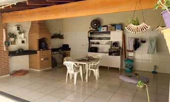 Imagem: Casa possui 99 metros quadrados com 2 quartos