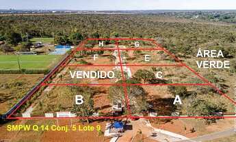 Imagem 3: SMPW Q 14 com área verde