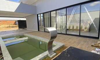 Imagem: Casa alto padrão no Parque Brasília