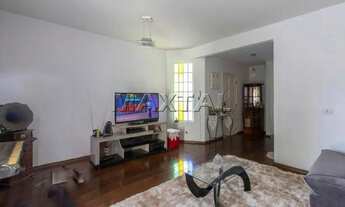 Imagem 4: Sobrado Grande com quintal enorme e churrasqueira há 500m do Shopping Santana Parque