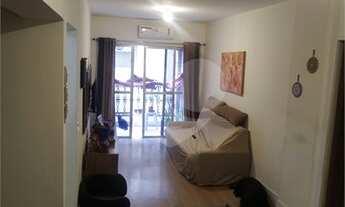 Imagem 1: 02 Dormitórios, sendo 01 Suíte, 01 Sala dois ambientes, 01 Cozinha, A.S - Garagem