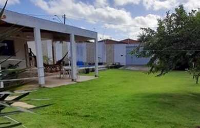 Imagem 2: Vendo , passo ou troco linda casa com piscina