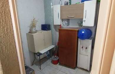 Imagem 2: Depósito / Ponto Comercial / Igreja