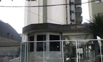 Imagem 2: Vendo ou Alugo apartamento no edifício Albert Ville, 3 suítes, 229m2, 1 por andar, no bair