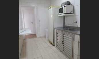 Imagem 2: Apartamento para Venda em Santos, PONTA DA PRAIA, 1 dormitório, 1 banheiro, 1 vaga