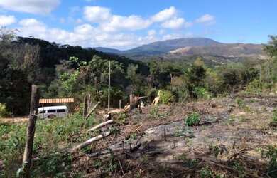 Imagem 5: Oportunidade! Chácara em condomínio com 2 chalés, água, luz, pomar! Próximo trevo de Caeté