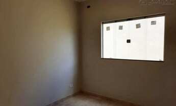 Imagem 4: Casa em rua pública