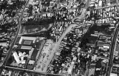 Imagem 2: Praça 14 / Ponto Comercial