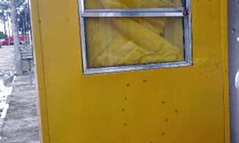 Imagem 2: Barraca de chaveiro