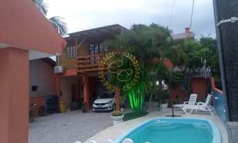 Imagem 4: Residencial com 04 casas e piscina em Bombas