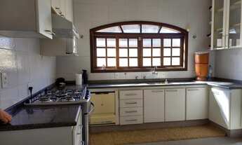 Imagem 6: Sobrado para venda possui 315 metros quadrados com 3 quartos