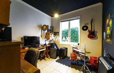 Imagem 6: CASA DE CONDOMÍNIO Á VENDA EM JUNDIAÍ - JARDIM SAMAMBAIA - AT 360M² - AC:230M² - 2 Vagas