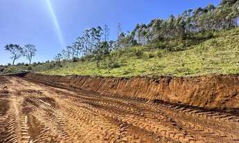 Imagem: TERRENO DE 600m² COM ÓTIMA TOPOGRAFIA