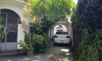 Imagem 3: Casa grajaú, 4 quartos, rua tranquila, sem saída