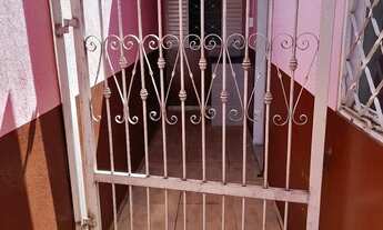 Imagem: Casa de fundo