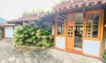 Imagem 4: Casa linear, mobiliada e com belezas naturais