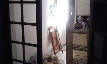 Imagem 2: Vendo com pequena entrada. E financiou ou facilito,pequeno sonho de sua casa própria