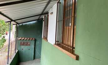 Imagem 2: Casa para aluguel possui 50 metros quadrados com 2 quartos em Caiçaras - Belo Horizonte