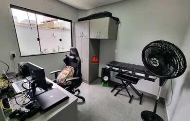 Imagem 5: Casa Duplex no Morada dos Passaros 3 Suites Closet + Escritorio Edicula, Piscina e Churras