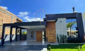 Imagem 2: Casa para Venda em Florianópolis, RIO VERMELHO, 3 dormitórios, 1 suíte, 3 banheiros, 2 vag