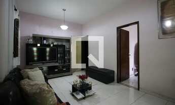 Imagem 2: Casa para Aluguel - Santa Terezinha, 3 Quartos, 360 m2