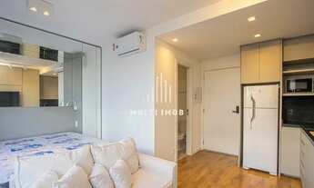 Imagem 3: Loft mobiliado em frente a redenção